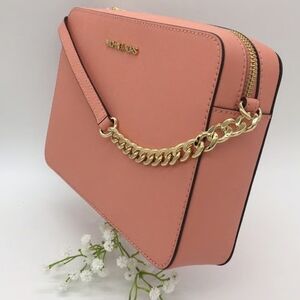 NWOT 🪸🌸🍂Michael Kors Crossbody Bag